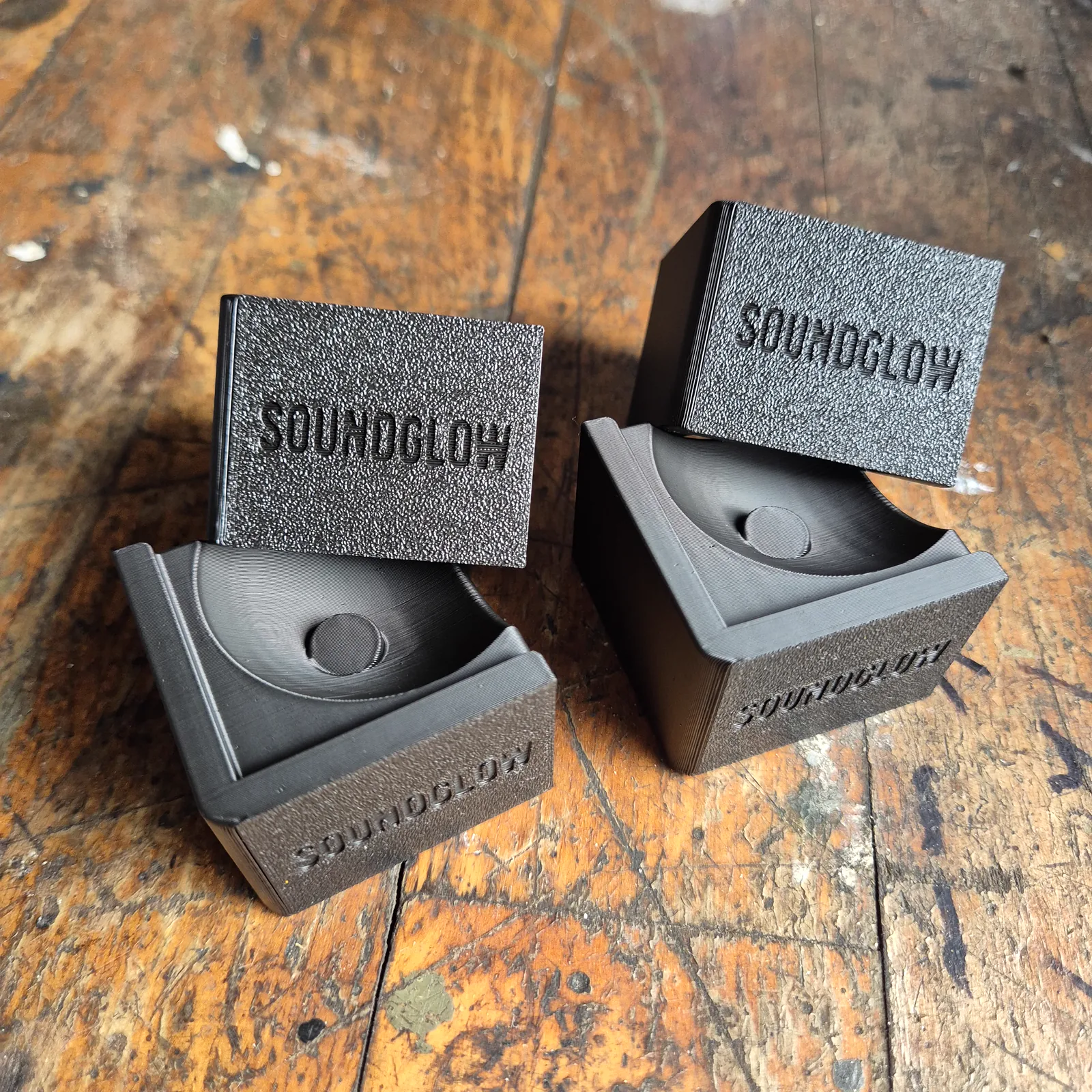 Sæt med fire Soundboks stackers